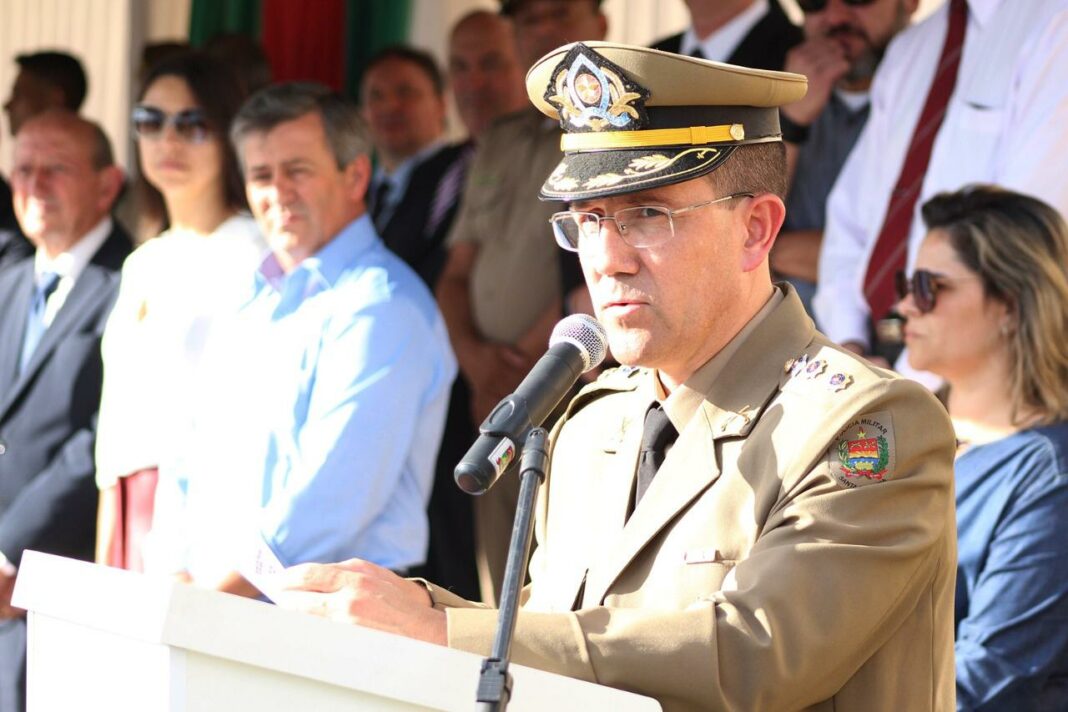 Alfredo-Nogueira-troca-comando-6-BPM-5-3-2020-Divulgação-2