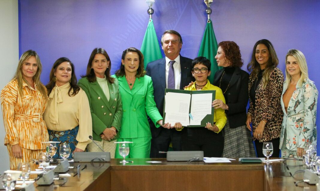 _jair_bolsonaro_projeto_de_lei_1360_21_fpzzb_abr_20220524_0645_0