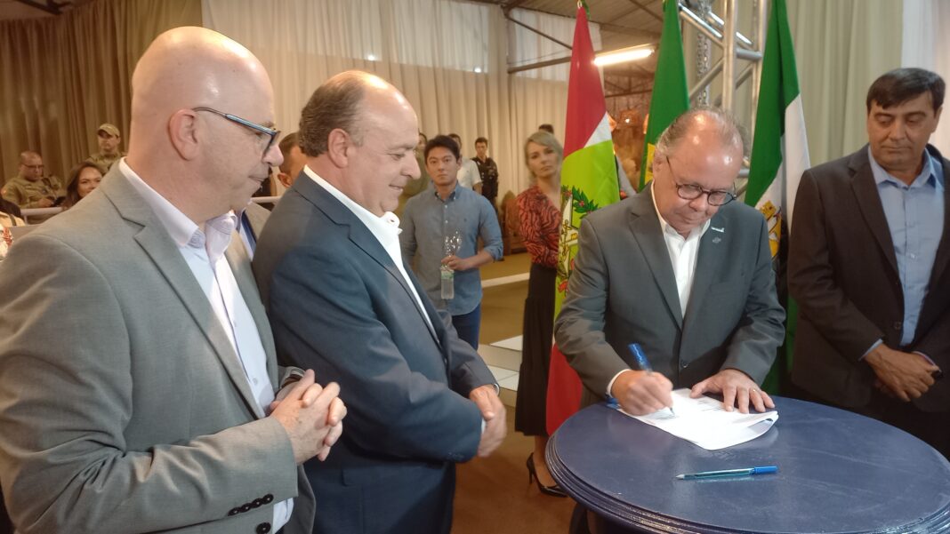 Assinatura Contrato Frescal7