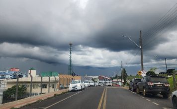 Domingo e segunda-feira com previsão de temporais em Santa Catarina