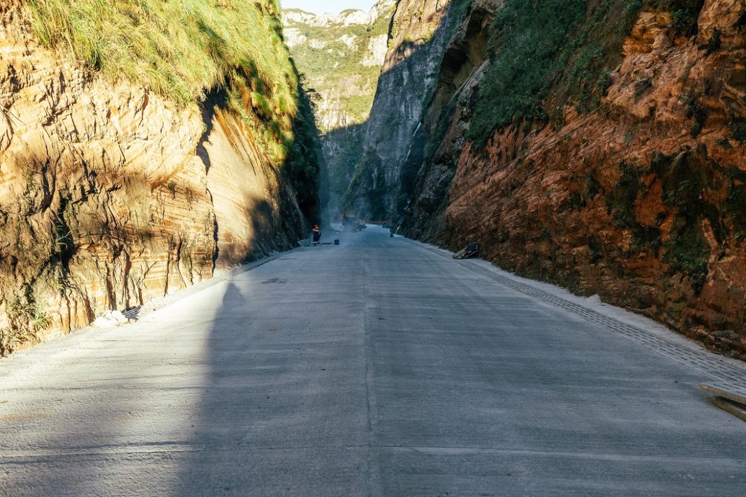 Avanço das obras na Serra do Corvo Branco