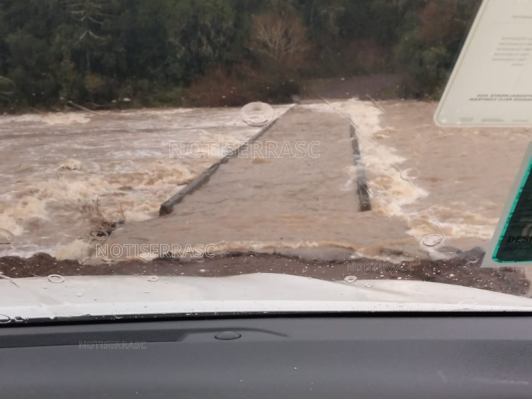 Defesa Civil alerta para risco em pontes submersas no interior de São Joaquim após fortes chuvas