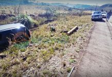 Tora se desprende de carreta, atinge veículo e provoca acidente na SC-114 em São Joaquim